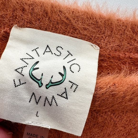 Cozy Burnt Orange Sweater with 'Thankful' Design - Picture 7 of 7